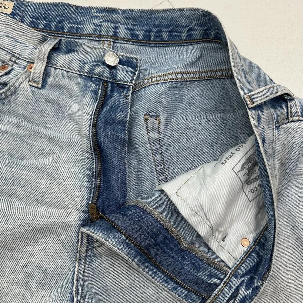 Levi's 568 Big E Premium Loose Straight Jeans Men 34x30 Cotton Light Blue Denim